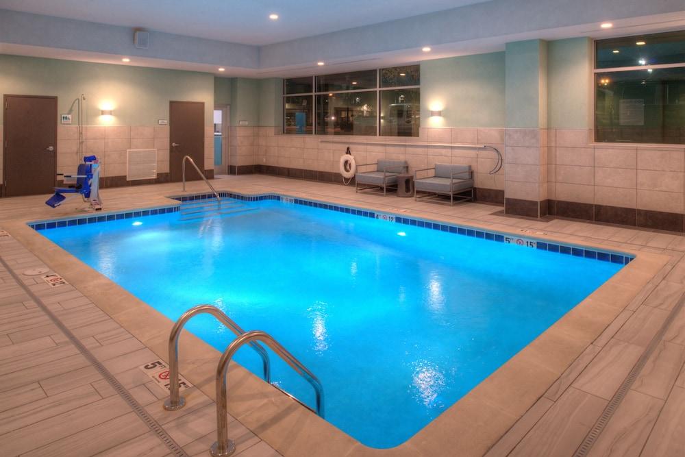Hilton Garden Inn Little Rock Downtown Exteriör bild